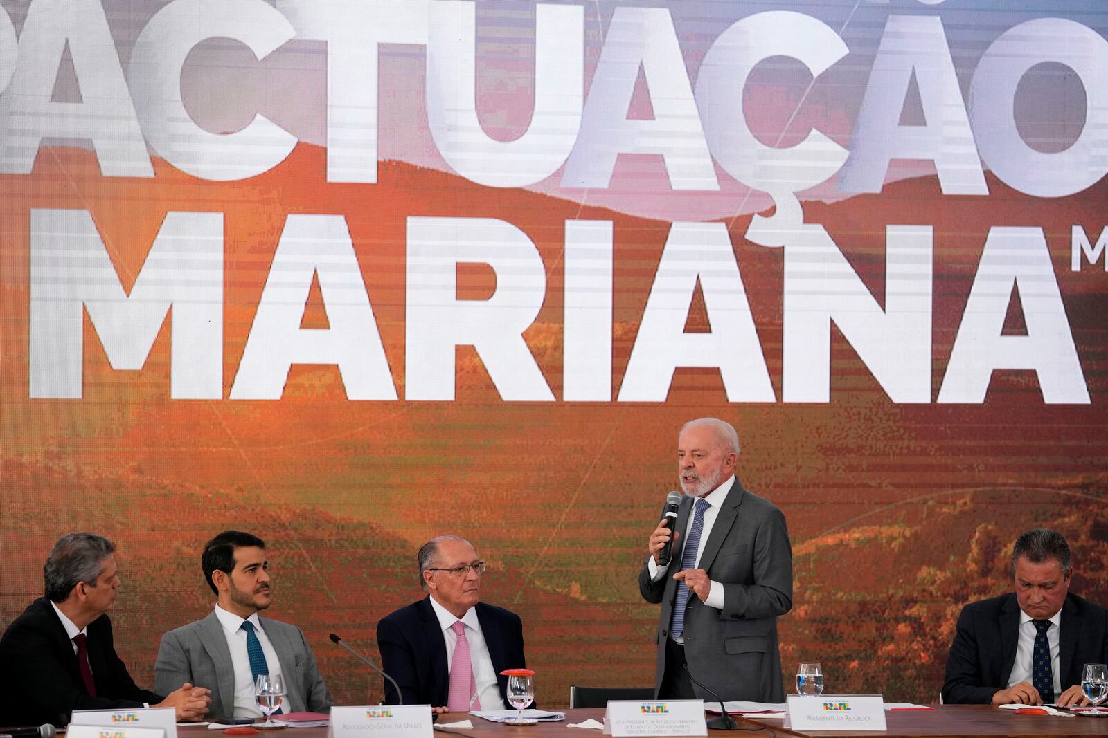 Brazil's President Luiz Inacio Lula da Silva speaks at a signing ceremony of a compensation agreement for damages caused by the 2015 collapse of the Mariana dam owned by the mining company Samarco, a joint venture of Vale and BHP, at the Planalto Presidential Palace, in Brasilia, Brazil, Friday, Oct. 25, 2024. (AP Photo/Eraldo Peres)