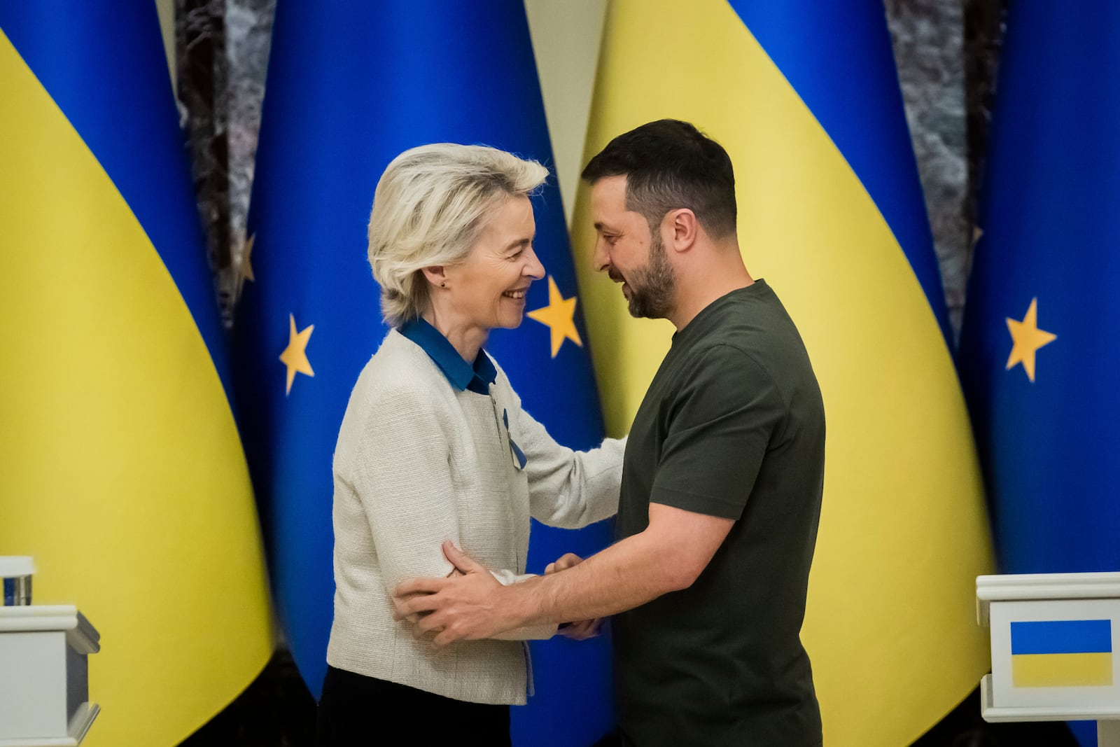 Ursula von der Leyen, left, President of the European Commission, greets Ukrainian President Volodymyr Zelenskyy, following a joint press conference in Kyiv, Ukraine, Friday, Sept. 20, 2024. (Christoph Soeder, Pool Photo via AP)