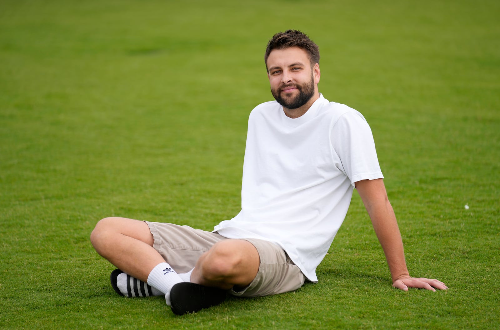 Influencer Jimmy Darts poses for a portrait, Monday, Oct. 14, 2024, in Irvine, Calif. (AP Photo/Chris Pizzello)