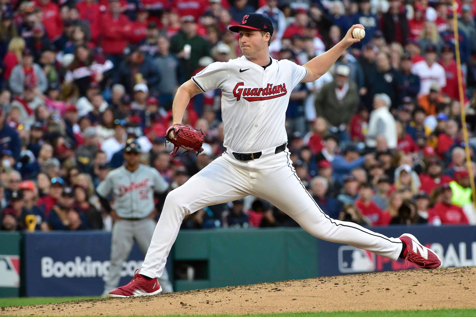 Cleveland Guardians' Tim Herrin pitches in the seventh inning during Game 2 of baseball's AL Division Series against the Detroit Tigers, Monday, Oct. 7, 2024, in Cleveland. (AP Photo/Phil Long)