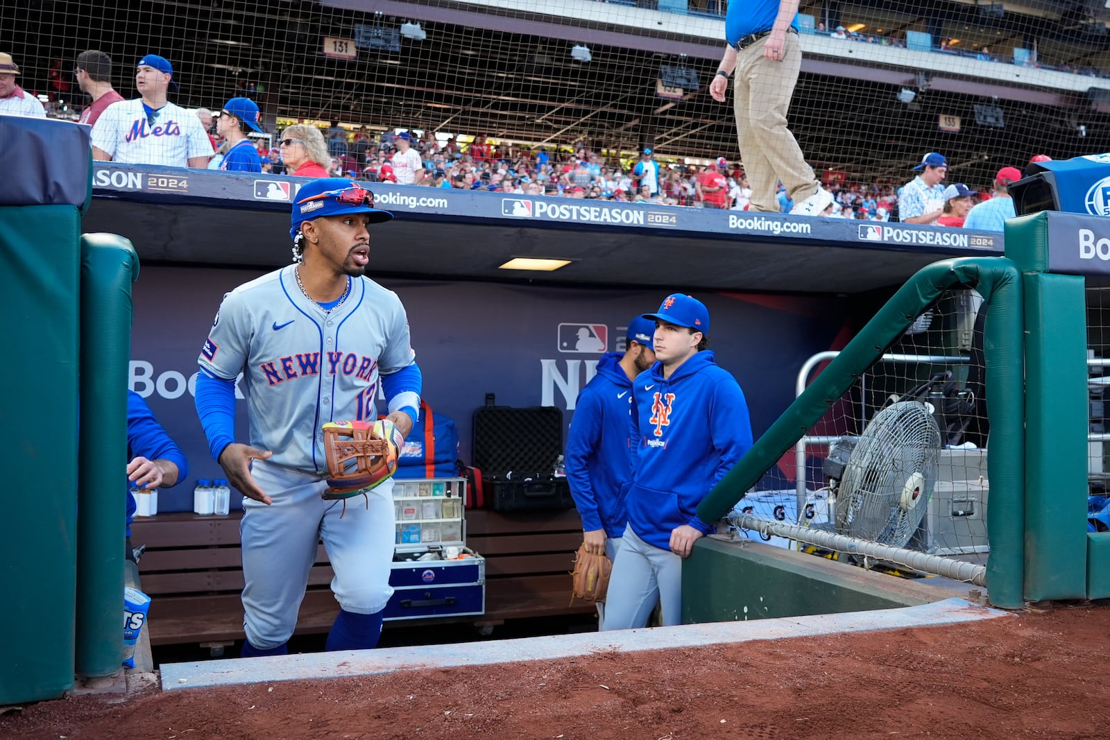 New York Mets shortstop Francisco Lindor takes the field ahead of Game 1 of a baseball NL Division Series against the Philadelphia Phillies, Saturday, Oct. 5, 2024, in Philadelphia. (AP Photo/Chris Szagola)