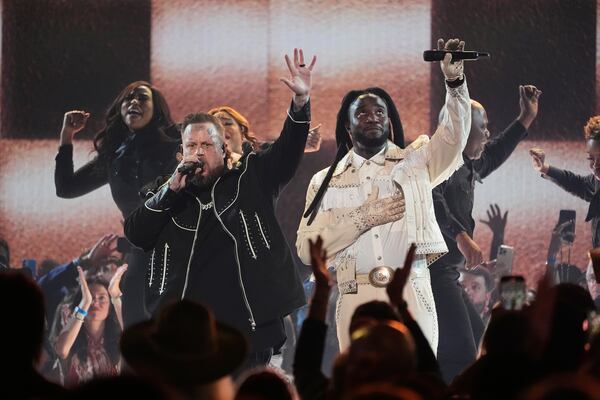 Jelly Roll, left, and Shaboozey perform "Amen" during the 60th annual Academy of Country Music Awards on Thursday, May 8, 2025, in Frisco, Texas. (AP Photo/Chris Pizzello)