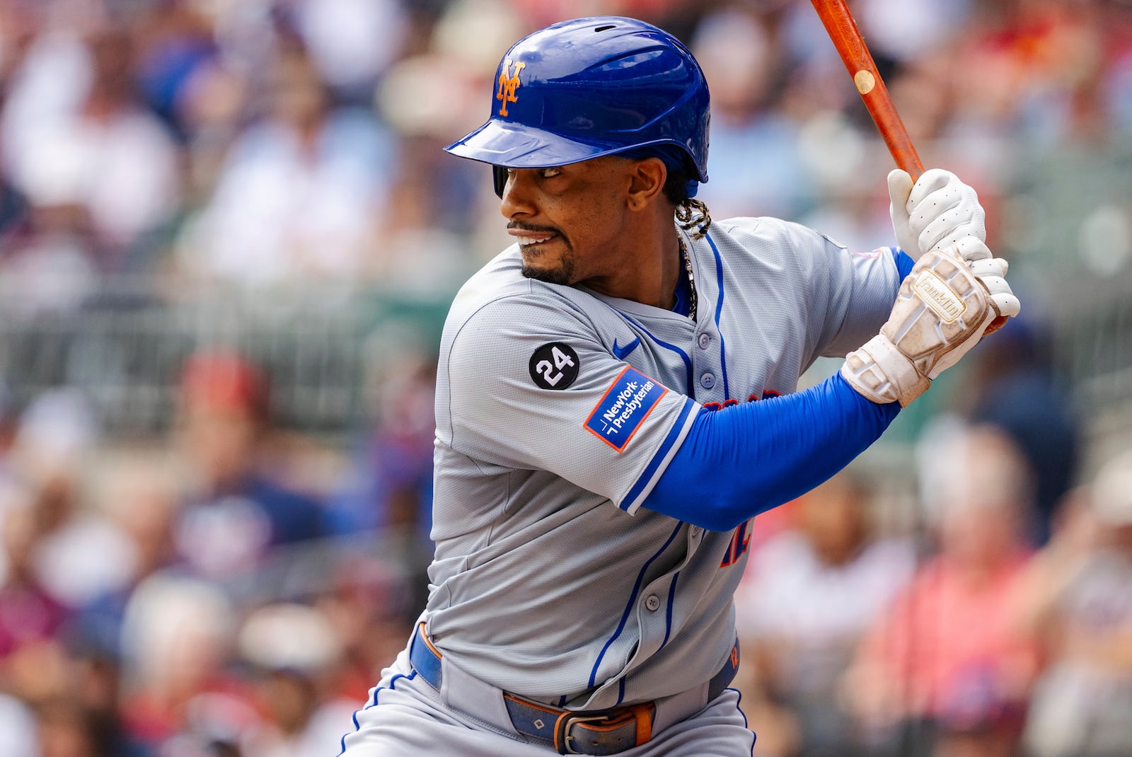 New York Mets' Francisco Lindor prepares to swing in the third inning of a baseball game against the Atlanta Braves, Monday, Sept. 30, 2024, in Atlanta. (AP Photo/Jason Allen)