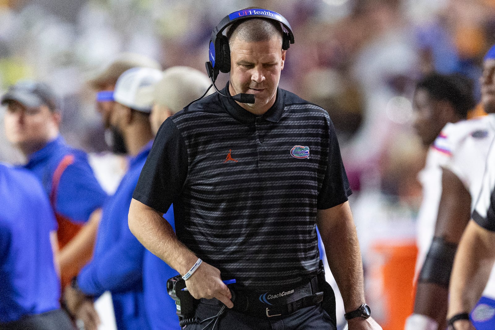 Florida head coach Billy Napier walks the sideline during the first half of an NCAA college football game against Tennessee, Saturday, Oct. 12, 2024, in Knoxville, Tenn. (AP Photo/Wade Payne)