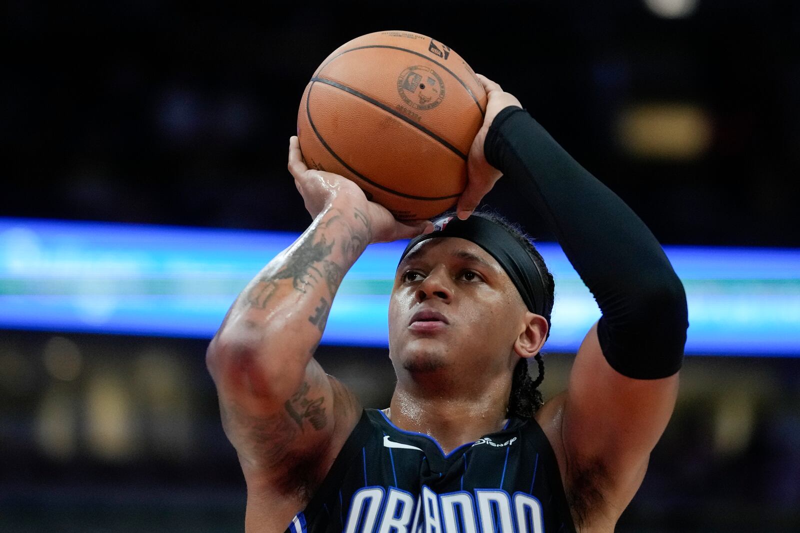 Orlando Magic forward Paolo Banchero shoots a free throw during the first half of an NBA basketball game against the Chicago Bulls, Wednesday, Oct. 30, 2024, in Chicago. (AP Photo/Erin Hooley)