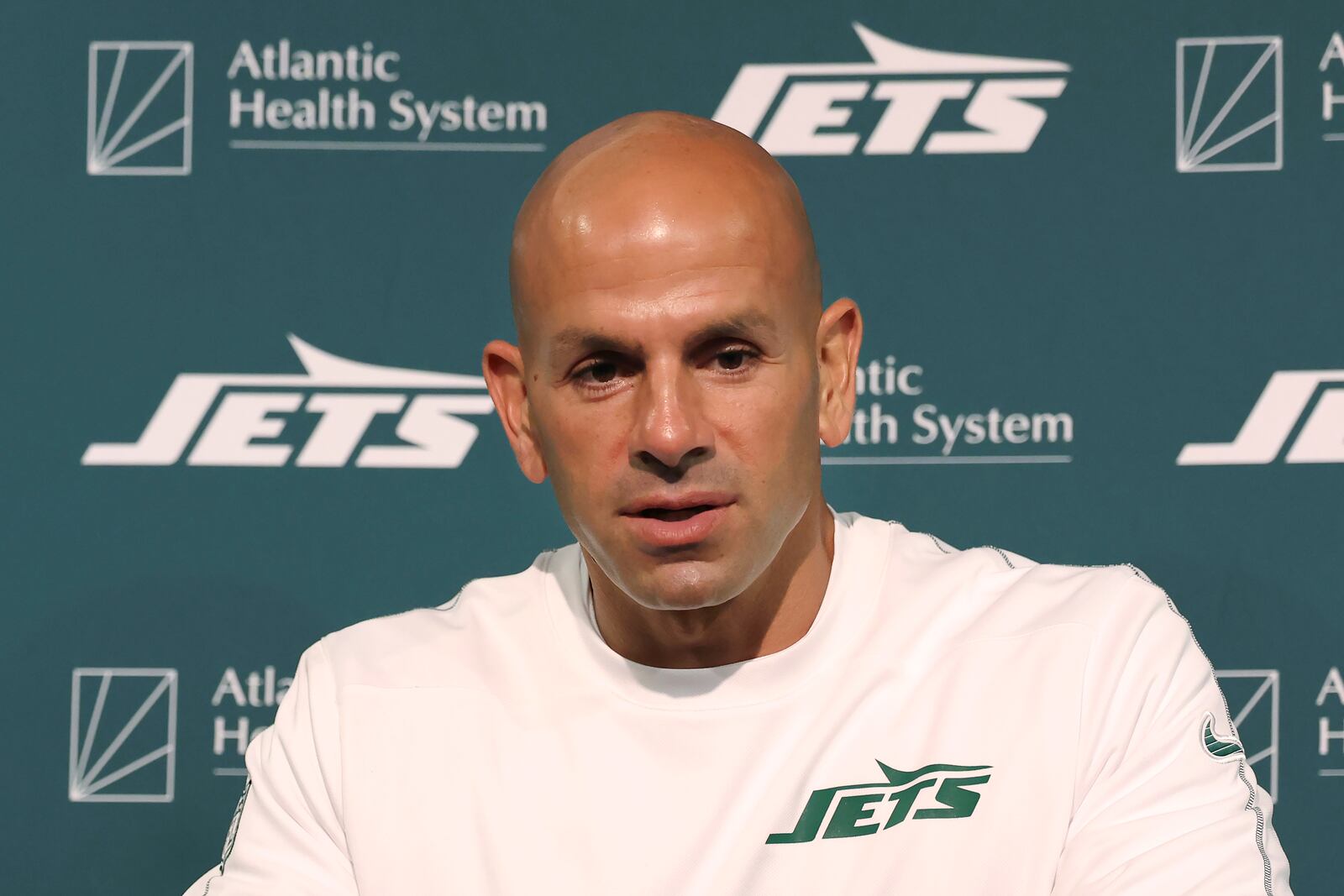 New York Jets head coach Robert Saleh speaks at a news conference after an NFL football game against the San Francisco 49ers in Santa Clara, Calif., Monday, Sept. 9, 2024. (AP Photo/Jed Jacobsohn)