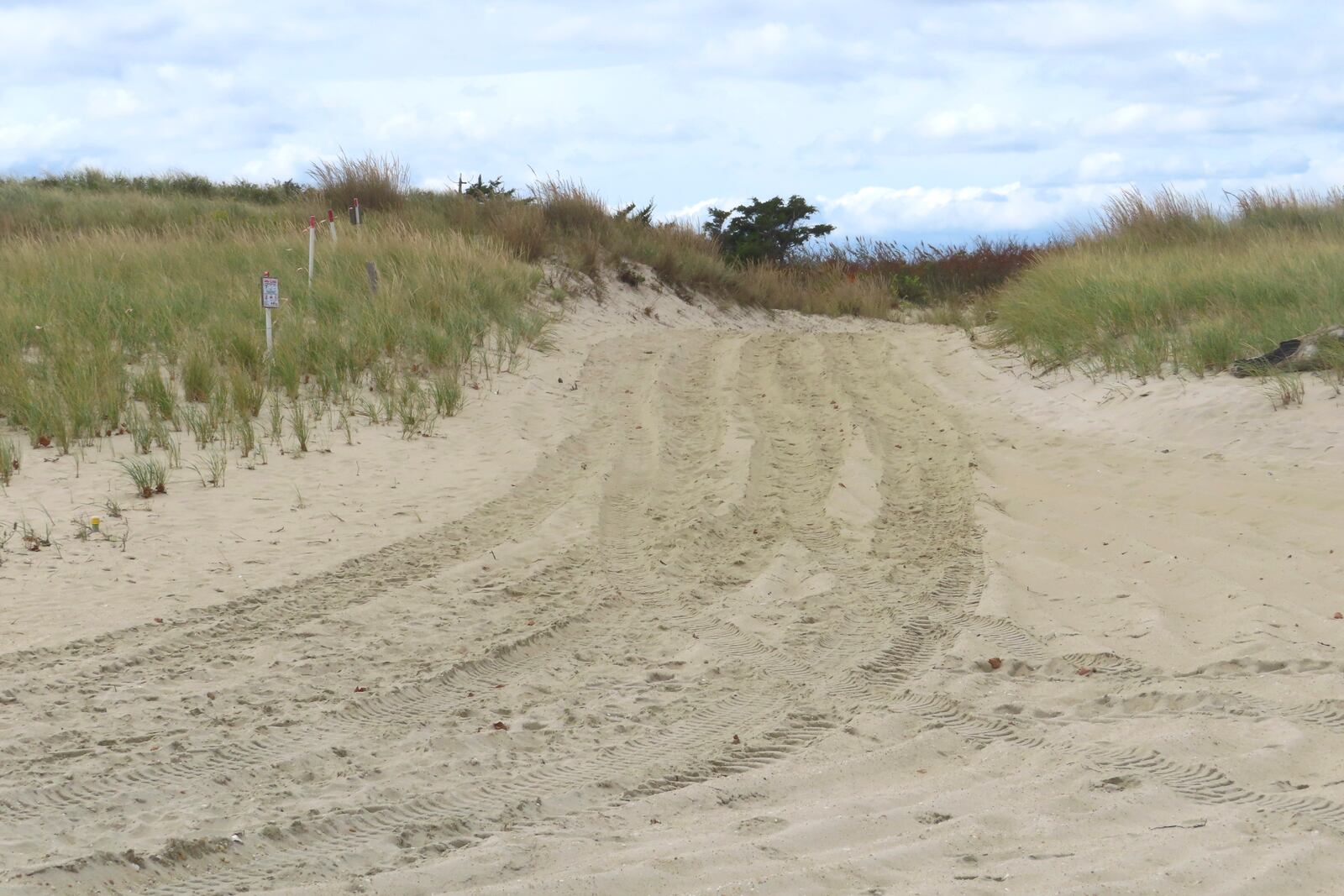 Beachfront in Sea Girt, N.J., where a power cable from offshore wind farms is projected to come ashore is seen, Sept. 30, 2024. (AP Photo/Wayne Parry)