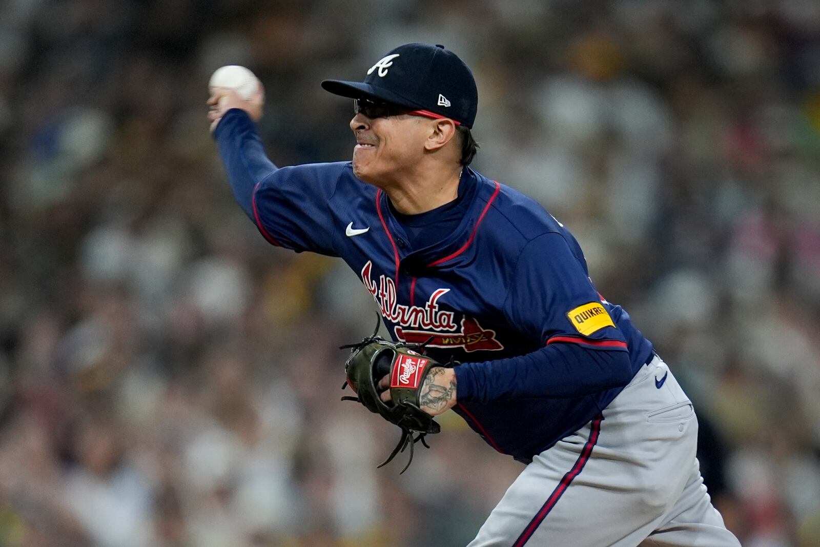 Atlanta Braves pitcher Jesse Chavez throws to a San Diego Padres batter during the sixth inning in Game 1 of an NL Wild Card Series baseball game Tuesday, Oct. 1, 2024, in San Diego. (AP Photo/Gregory Bull)