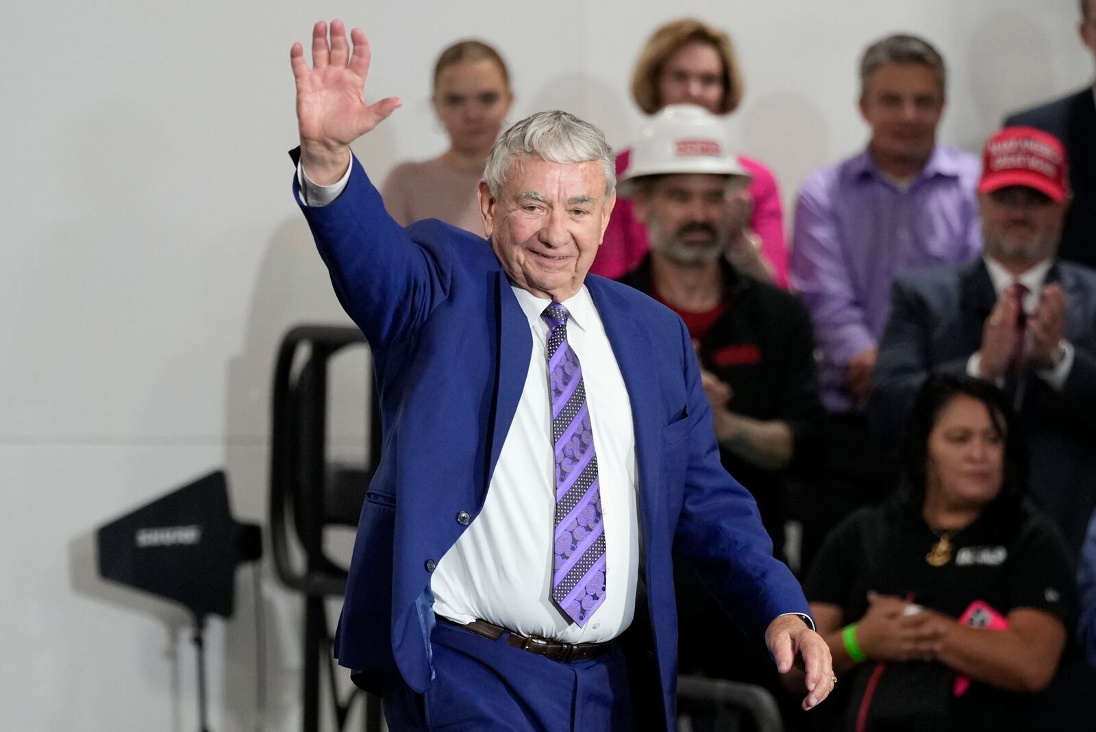 Former Wisconsin Gov. Tommy Thompson arrives before Republican presidential nominee former President Donald Trump at a campaign event at Dane Manufacturing, Tuesday, Oct. 1, 2024, in Waunakee, Wis. (AP Photo/Charlie Neibergall)