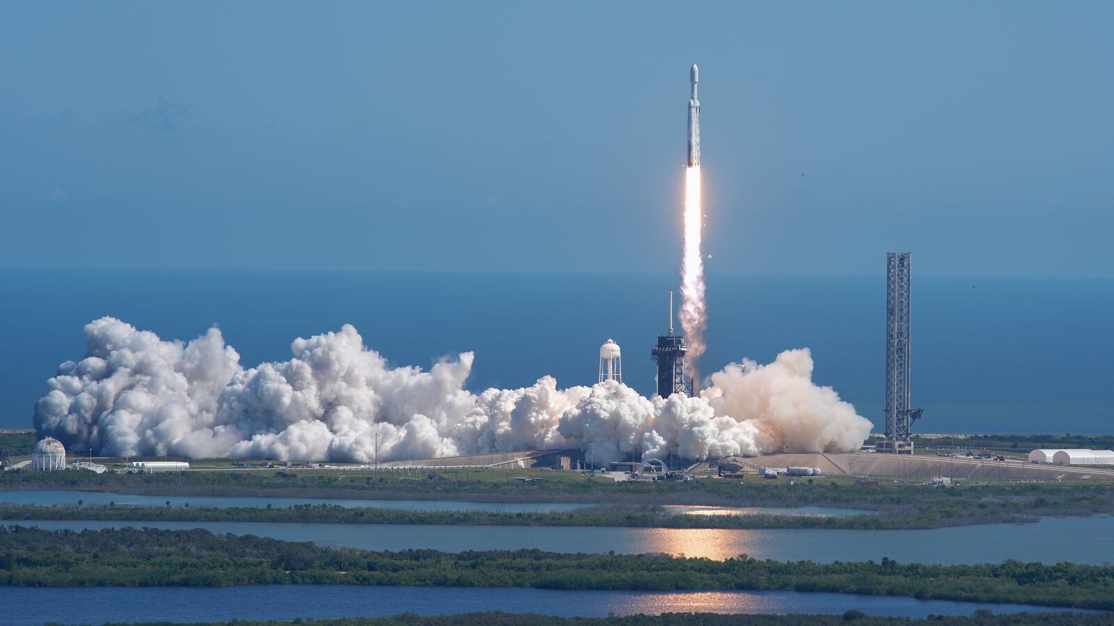 A SpaceX Falcon Heavy rocket with a NASA spacecraft bound for Jupiter lifts off from pad 39A at the Kennedy Space Center Monday, Oct. 14, 2024 in Cape Canaveral, Fla. (AP Photo/John Raoux)