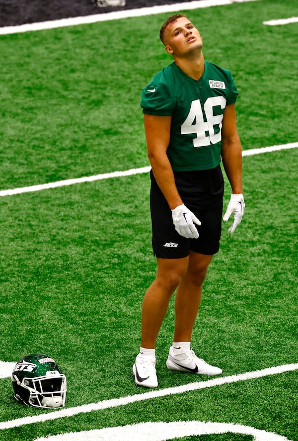 New York Jets tight end Mason Taylor (46) during the NFL football team's rookie camp, Friday, May 9, 2025, in Florham Park, N.J. (AP Photo/Noah K. Murray)